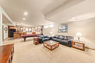 1260 4 Winds Wy, Hartland, WI 53029 - Photo 58