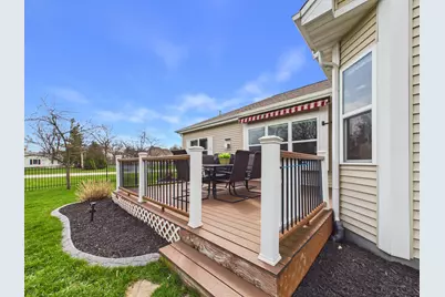W272N387  Hilltop Dr, Pewaukee, WI 53188 - Photo 98