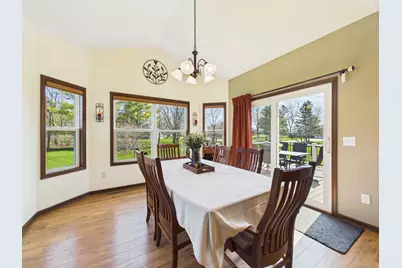 W272N387  Hilltop Dr, Pewaukee, WI 53188 - Photo 30