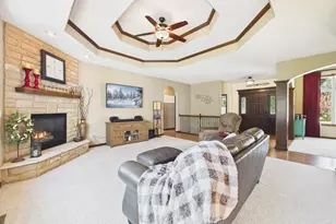 W272N387 Hilltop Dr, Pewaukee, WI 53188 - Photo 26