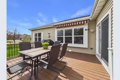 W272N387  Hilltop Dr, Pewaukee, WI 53188 - Photo 90