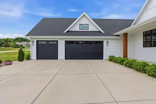 3864 Hickory Hill Parkway, Richfield, WI 53033 - Photo 54