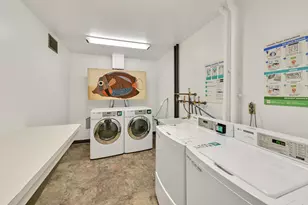 2025 E Greenwich Ave, Milwaukee, WI 53211 - Photo 22
