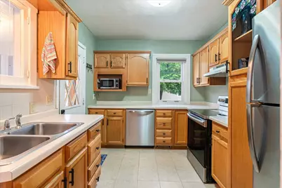 425  Garland St, West Salem, WI 54669 - Photo 4