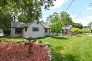 9740 W Center St, Milwaukee, WI 53222 - Photo 42