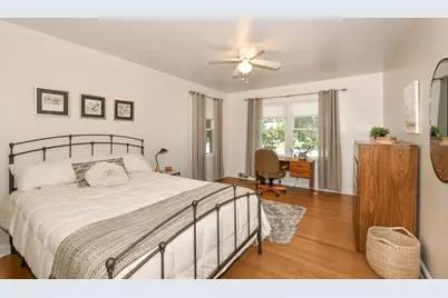 9740 W Center St, Milwaukee, WI 53222 - Photo 26