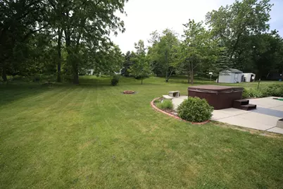 305  North Ave, Hartland, WI 53029 - Photo 10