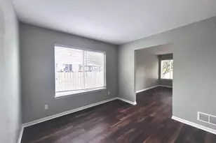 9704 67th St, Kenosha, WI 53142 - Photo 10