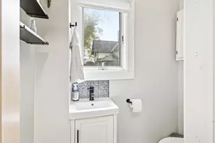 725 W South St, Oconomowoc, WI 53066 - Photo 14