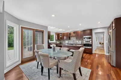 12623 N Meadow Cir, Mequon, WI 53092 - Photo 8