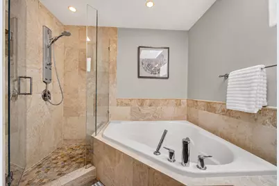 12623 N Meadow Cir, Mequon, WI 53092 - Photo 20