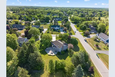 12623 N Meadow Cir, Mequon, WI 53092 - Photo 30