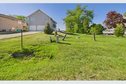 7427  Wind Lake Rd, Racine, WI 53185 - Photo 26