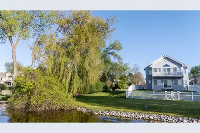 7427  Wind Lake Rd, Racine, WI 53185 - Photo 42