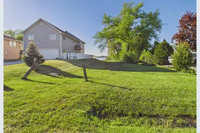 7427  Wind Lake Rd, Racine, WI 53185 - Photo 40