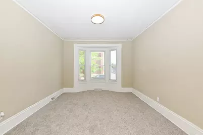 143 E Garfield Ave, Milwaukee, WI 53212 - Photo 6