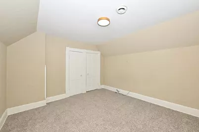 143 E Garfield Ave, Milwaukee, WI 53212 - Photo 20