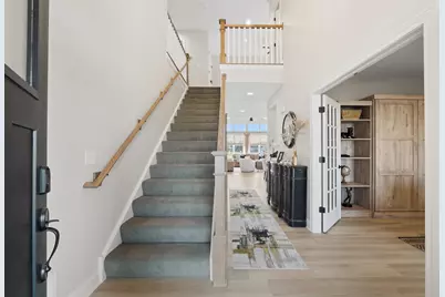 2732  Harbor Ct, Delavan, WI 53115 - Photo 4