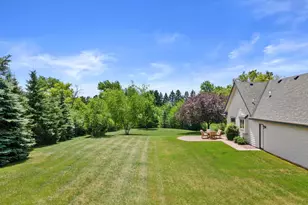 N2W29732 Blodwen Dr, Delafield, WI 53188 - Photo 14
