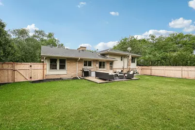 7524 W Wisconsin Ave, Wauwatosa, WI 53213 - Photo 56