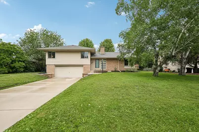 7524 W Wisconsin Ave, Wauwatosa, WI 53213 - Photo 40