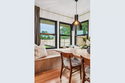 7524 W Wisconsin Ave, Wauwatosa, WI 53213 - Photo 16