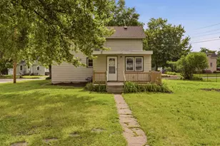 2737 Hamilton St, La Crosse, WI 54603 - Photo 2