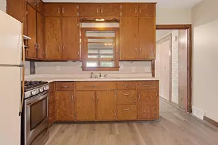2737 Hamilton St, La Crosse, WI 54603 - Photo 8