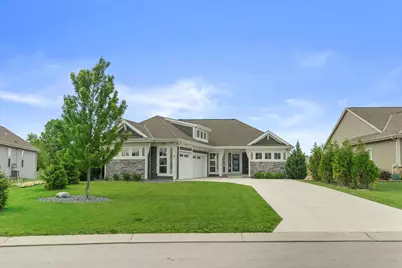 3744  Morris St, Racine, WI 53126 - Photo 2
