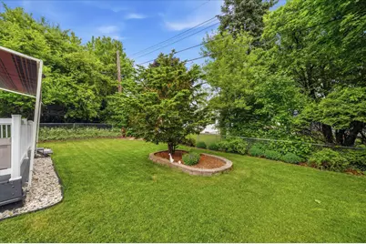 1542 N Lakeview Ave, Port Washington, WI 53074 - Photo 44