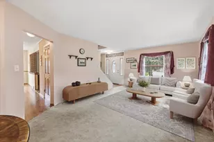1542 N Lakeview Ave, Port Washington, WI 53074 - Photo 2