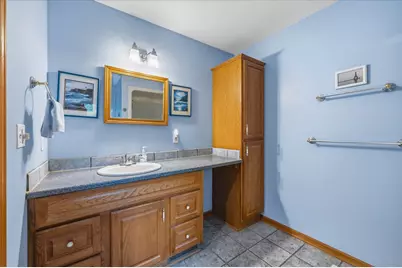 1542 N Lakeview Ave, Port Washington, WI 53074 - Photo 24