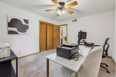 937 S 86th St, West Allis, WI 53214 - Photo 16
