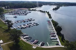2708 Harbor Ct, Delavan, WI 53115 - Photo 32