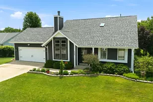 4199 W Hilltop Ln, Franklin, WI 53132 - Photo 1