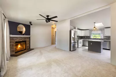 634 N Wisconsin St, Port Washington, WI 53074 - Photo 2