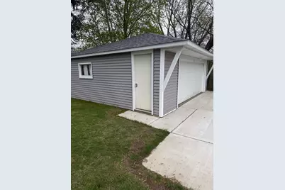 5406 S Merrill Ave, Cudahy, WI 53110 - Photo 6