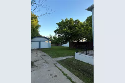 2415  Prospect St, Racine, WI 53404 - Photo 26