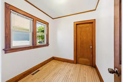 3161 S 11th St #3161A, Milwaukee, WI 53215 - Photo 16