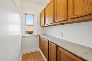 3161 S 11th St, Milwaukee, WI 53215 - Photo 18