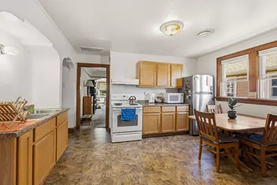 3161 S 11th St #3161A, Milwaukee, WI 53215 - Photo 24