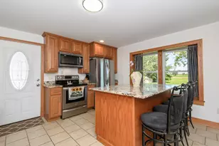 5651 Honey Creek Rd, Racine, WI 53120 - Photo 10