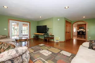 5651 Honey Creek Rd, Racine, WI 53120 - Photo 14