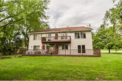 1410 S River Rd, New Berlin, WI 53151 - Photo 4