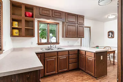 528  Hillcrest St, Viroqua, WI 54665 - Photo 6