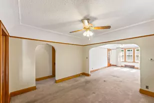 3017 S 6th St, Milwaukee, WI 53215 - Photo 12