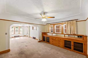 3017 S 6th St, Milwaukee, WI 53215 - Photo 10