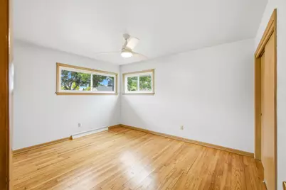 3851 E Elser Ave, Cudahy, WI 53110 - Photo 8