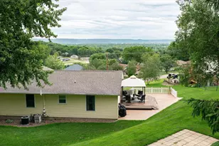 731 4th St, La Crescent, MN 55947 - Photo 10