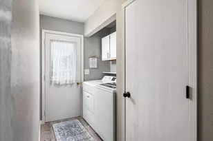 731 4th St, La Crescent, MN 55947 - Photo 22